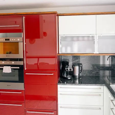 Relax In * טהאור